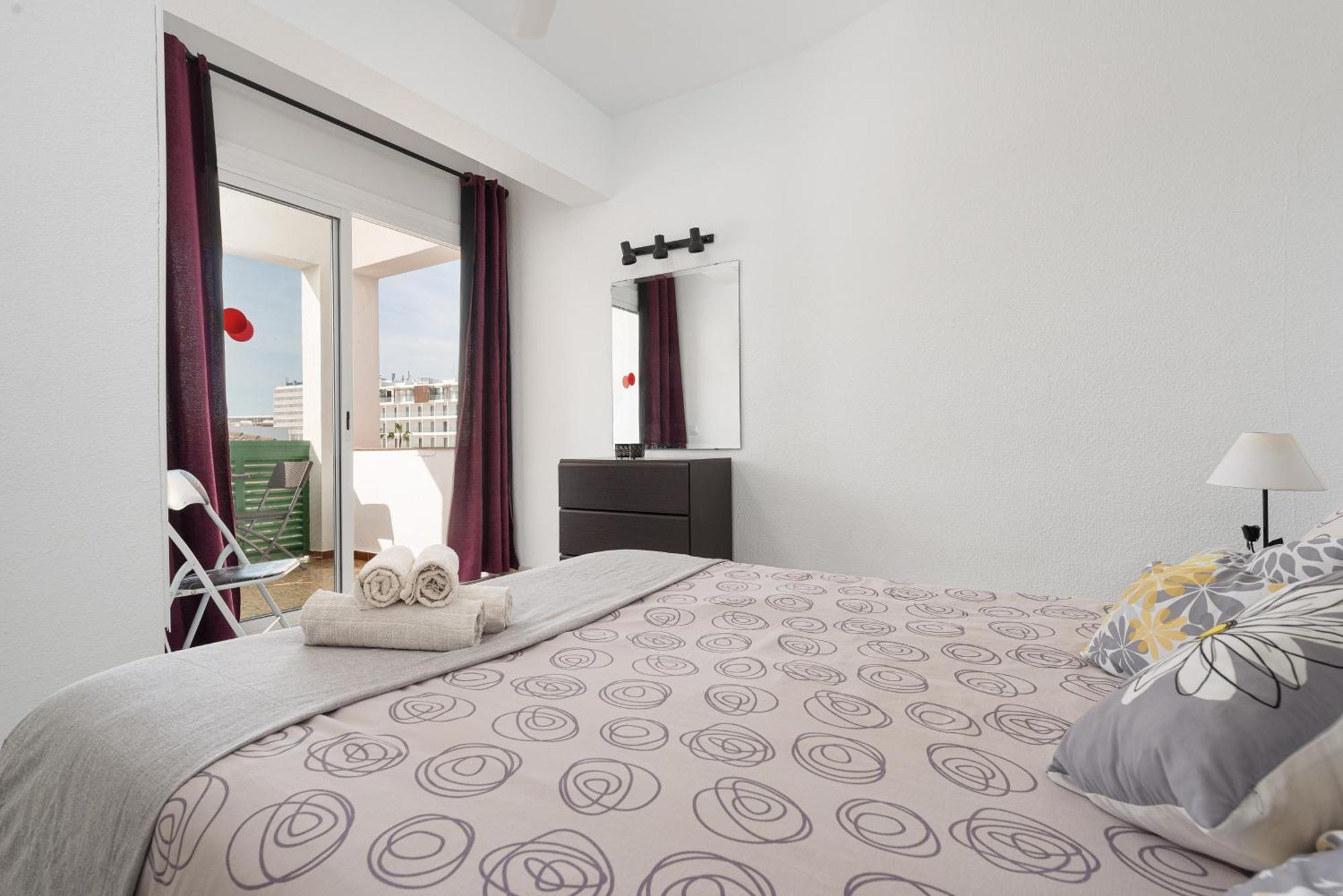 Apartment Xara Torres, At The Beach Of Alcudia Port de Alcudia  ภายนอก รูปภาพ