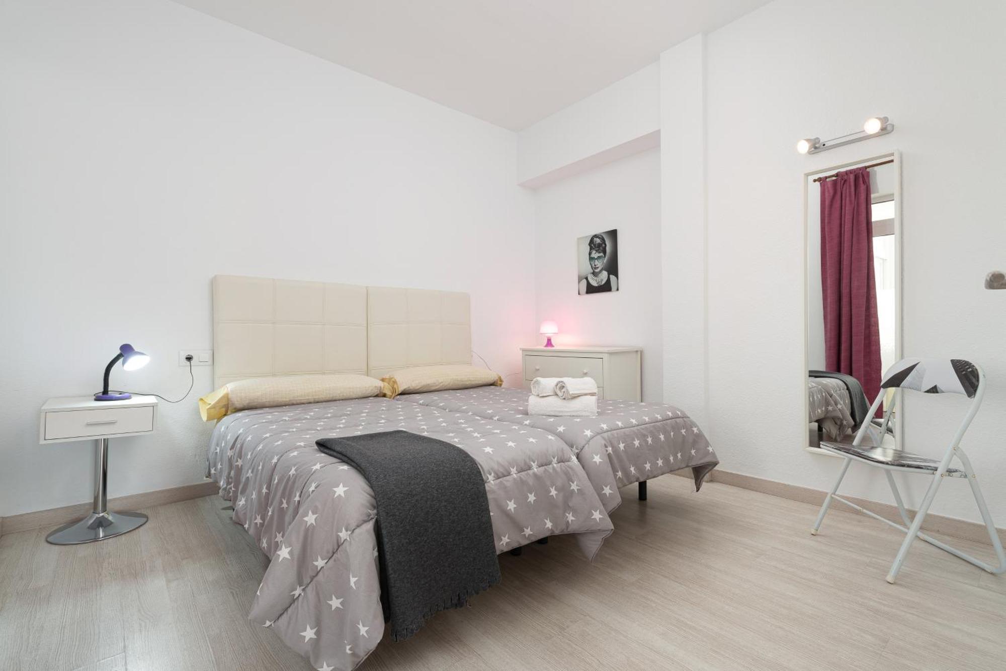 Apartment Xara Torres, At The Beach Of Alcudia Port de Alcudia  ภายนอก รูปภาพ