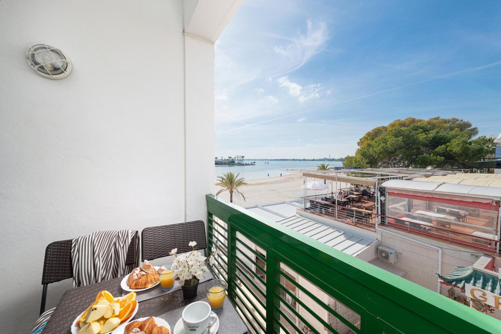 Apartment Xara Torres, At The Beach Of Alcudia Port de Alcudia  ภายนอก รูปภาพ